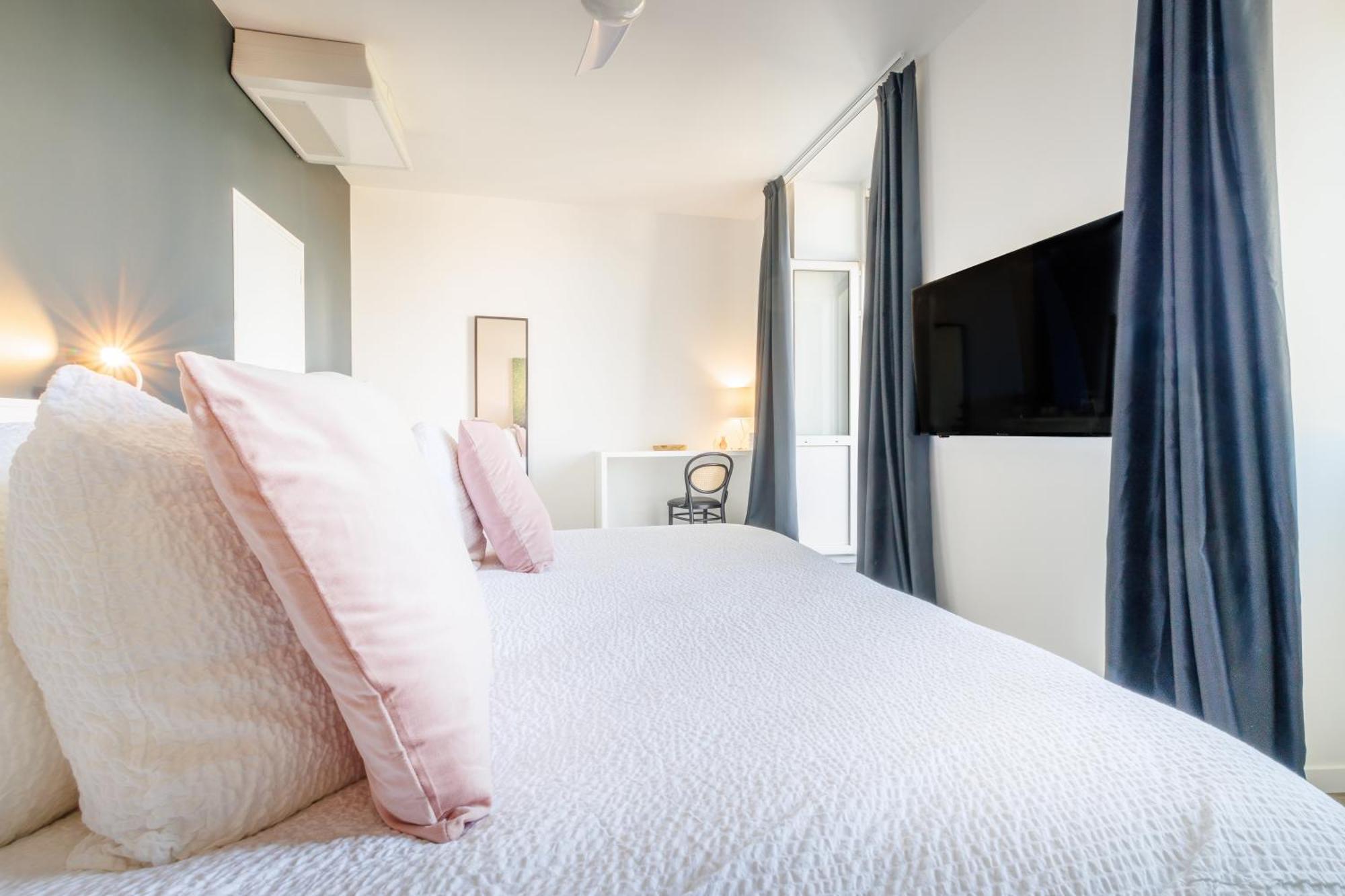 Belfry & Spa By Ligne St Barth Лурд Екстер'єр фото A bedroom at the hotel